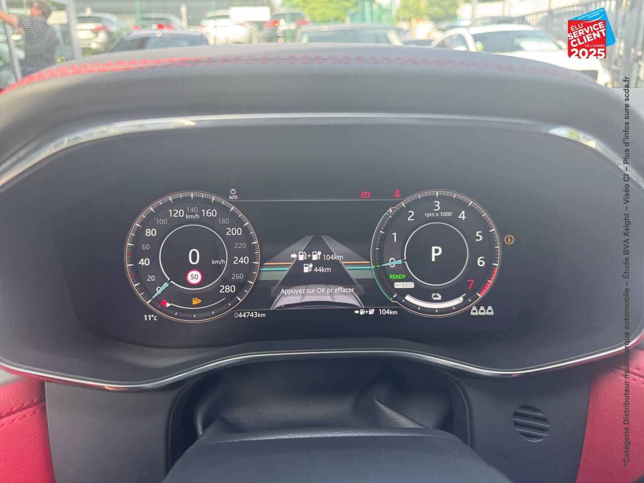Véhicule d'occasion JAGUAR F-PACE P400E PLUG-IN-HYBRID R-DYNAMIC SE BVA8 AWD chez BMW Pontarlier