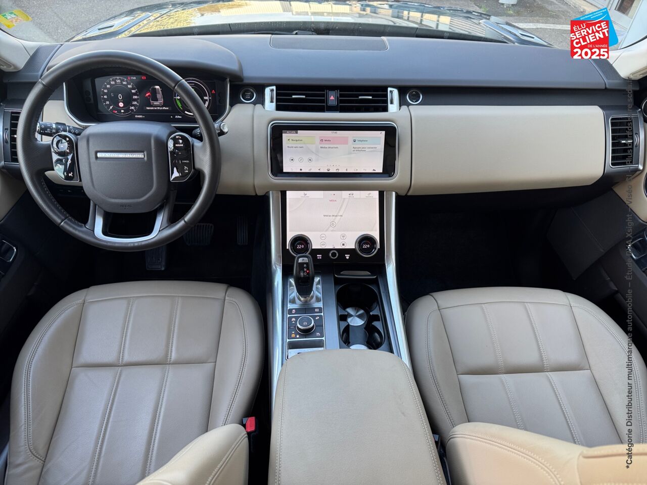 Véhicule d'occasion LAND-ROVER RANGE ROVER SPORT 2.0 P400E 404CH SE MARK IX chez BMW Lons le Saunier