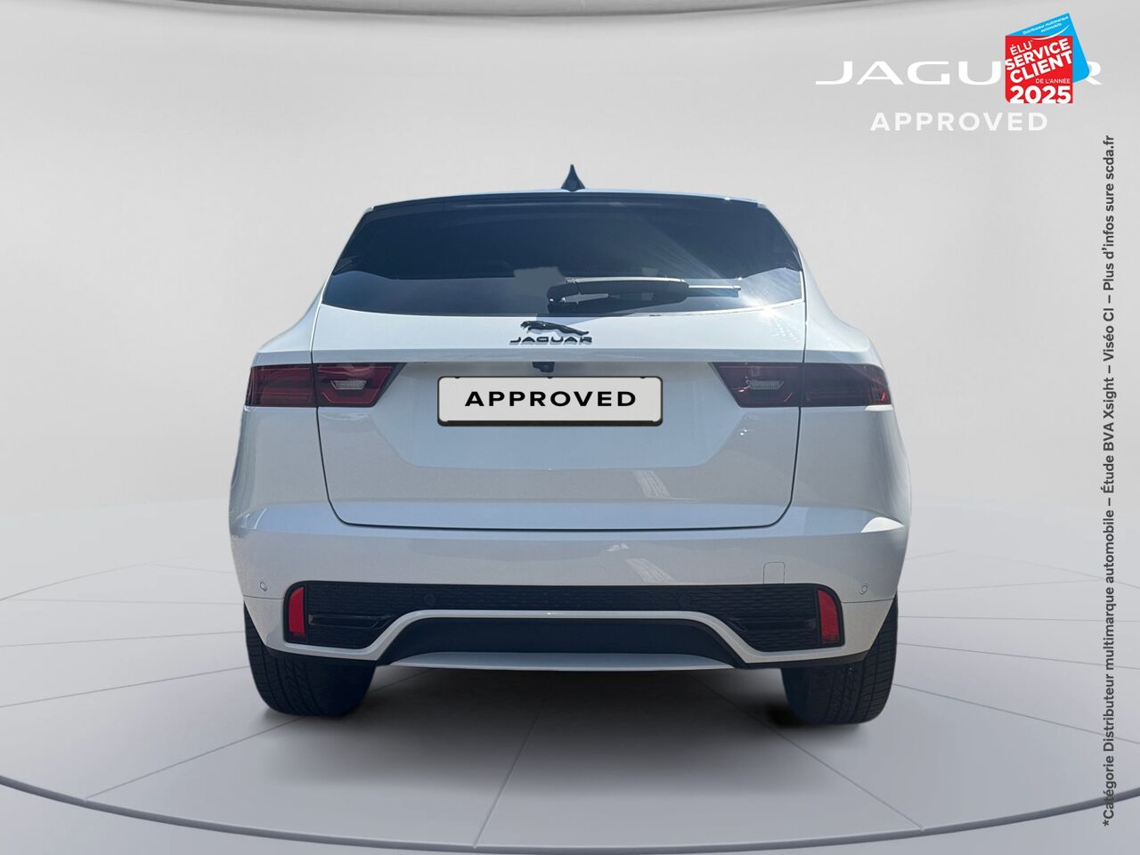 Véhicule d'occasion JAGUAR E-PACE P300E PHEV 309CH R-DYNAMIC HSE chez Renault Saint-Louis
