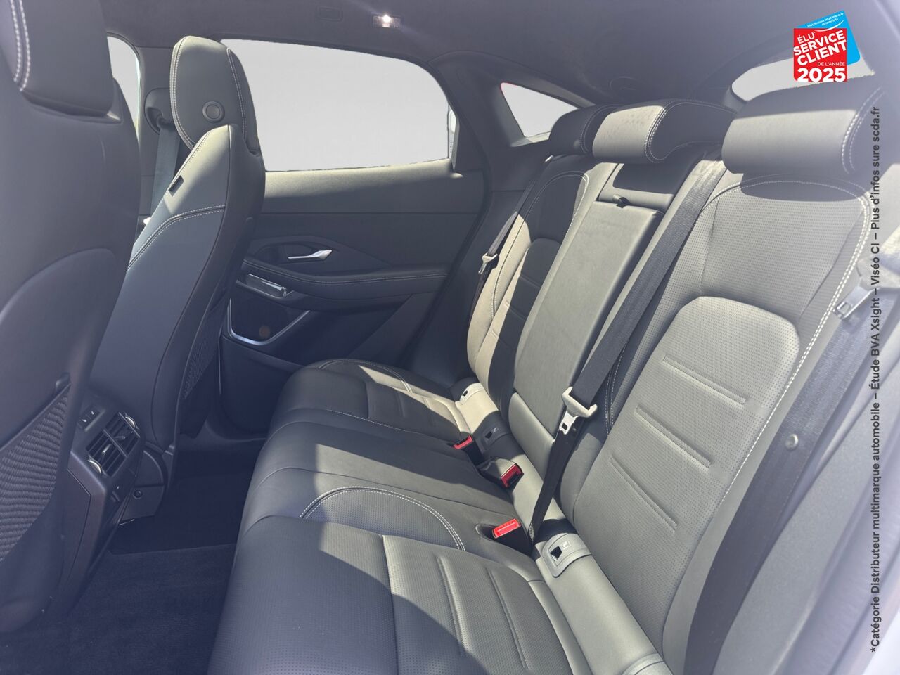 Véhicule d'occasion JAGUAR E-PACE P300E PHEV 309CH R-DYNAMIC HSE chez Renault Saint-Louis