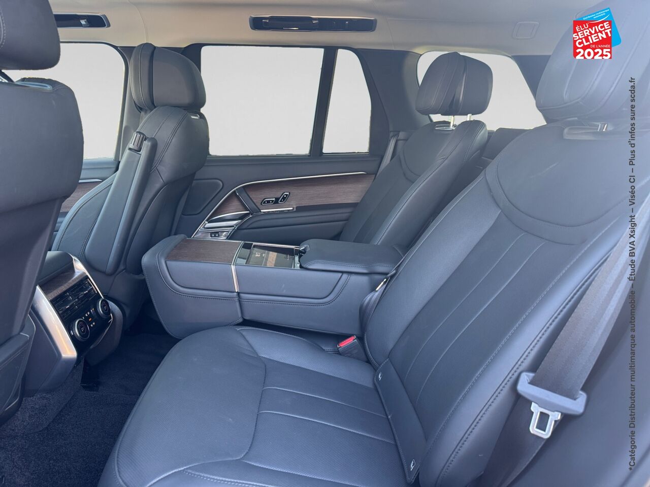 Véhicule d'occasion LAND-ROVER RANGE ROVER 3.0 P510E 510CH PHEV AUTOBIOGRAPHY SWB TOUVRANT SIEGES CHAUF/CUIR GPS CAMERA MERIDIAN chez Land Rover Strasbourg