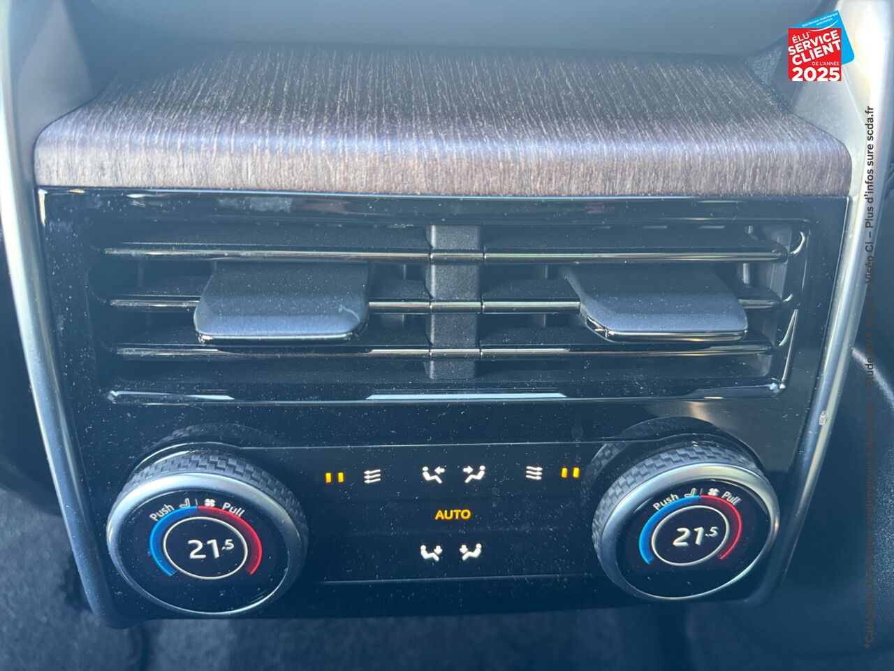 Véhicule d'occasion LAND-ROVER RANGE ROVER 3.0 P510E 510CH PHEV AUTOBIOGRAPHY SWB TOUVRANT SIEGES CHAUF/CUIR GPS CAMERA MERIDIAN chez Land Rover Strasbourg