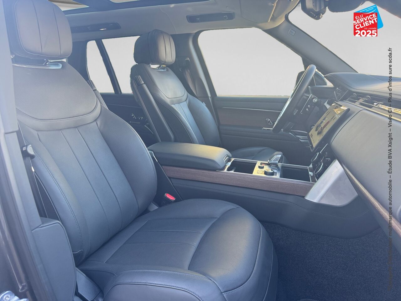 Véhicule d'occasion LAND-ROVER RANGE ROVER 3.0 P510E 510CH PHEV AUTOBIOGRAPHY SWB TOUVRANT SIEGES CHAUF/CUIR GPS CAMERA MERIDIAN chez Land Rover Strasbourg