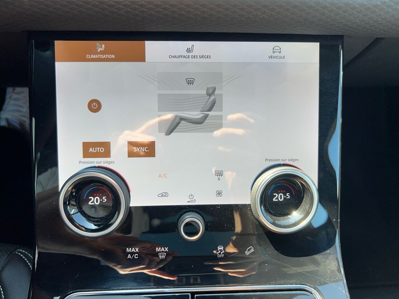 chez HESS Automobile