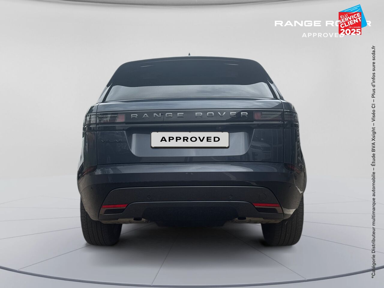 Véhicule d'occasion LAND-ROVER RANGE ROVER VELAR 2.0 P400E 404CH PHEV DYNAMIC HSE AWD BVA chez Renault Saint-Louis