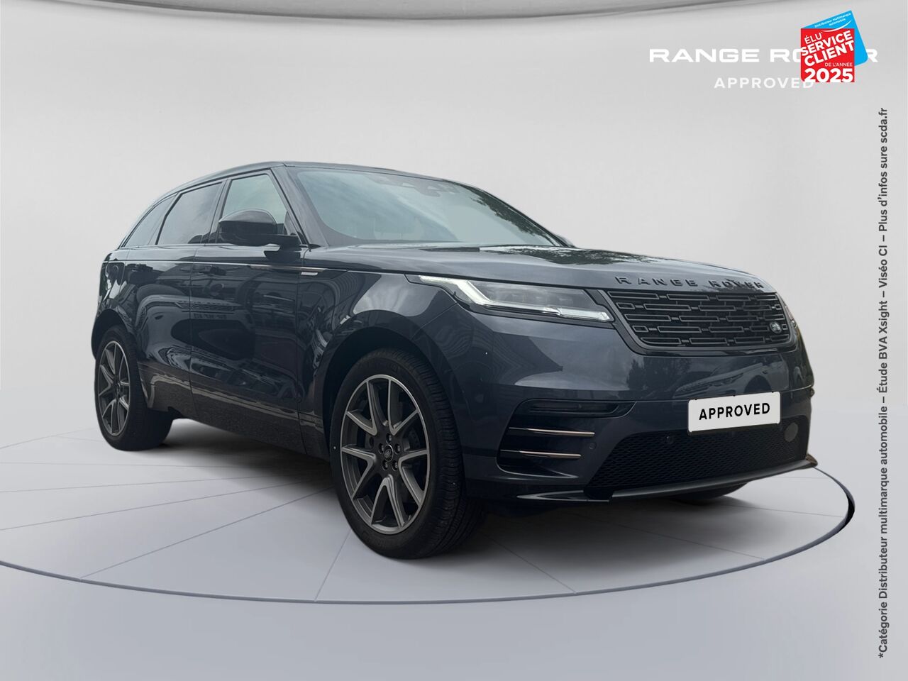 Véhicule d'occasion LAND-ROVER RANGE ROVER VELAR 2.0 P400E 404CH PHEV DYNAMIC HSE AWD BVA chez Renault Saint-Louis