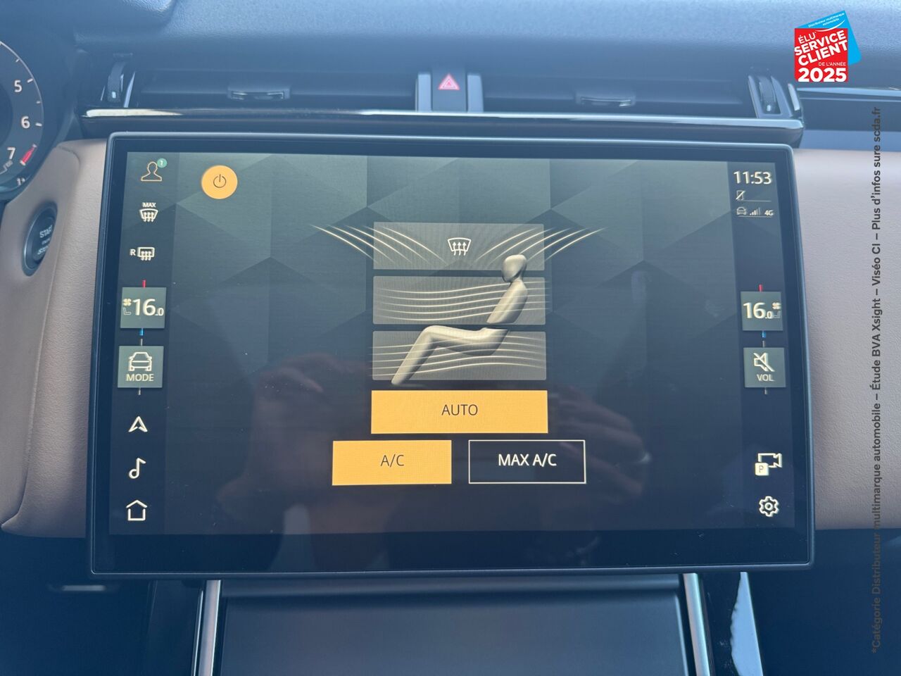 Véhicule d'occasion LAND-ROVER RANGE ROVER VELAR 2.0 P400E 404CH PHEV R-DYNAMIC HSE AWD BVA chez Renault Sélestat