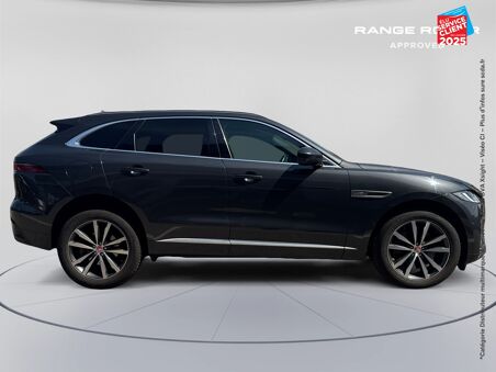 JAGUAR F-PACE P400E...
