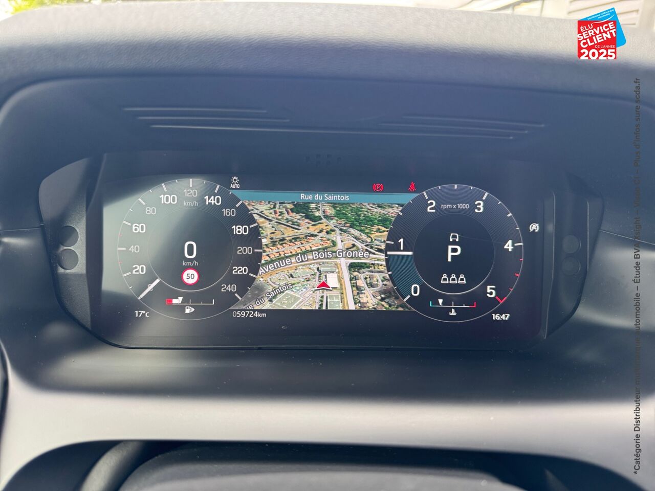 Véhicule d'occasion LAND-ROVER DISCOVERY SPORT D200 R-DYNAMIC HSE AWD BVA MARK VI chez Land Rover Metz
