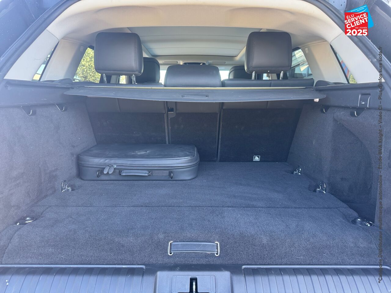 Véhicule d'occasion LAND-ROVER RANGE ROVER SPORT 2.0 P400E 404CH HSE MARK VII TOUVRANT SIEGES CHAUF/CUIR GPS CAMERA MERIDIAN chez Land Rover Strasbourg