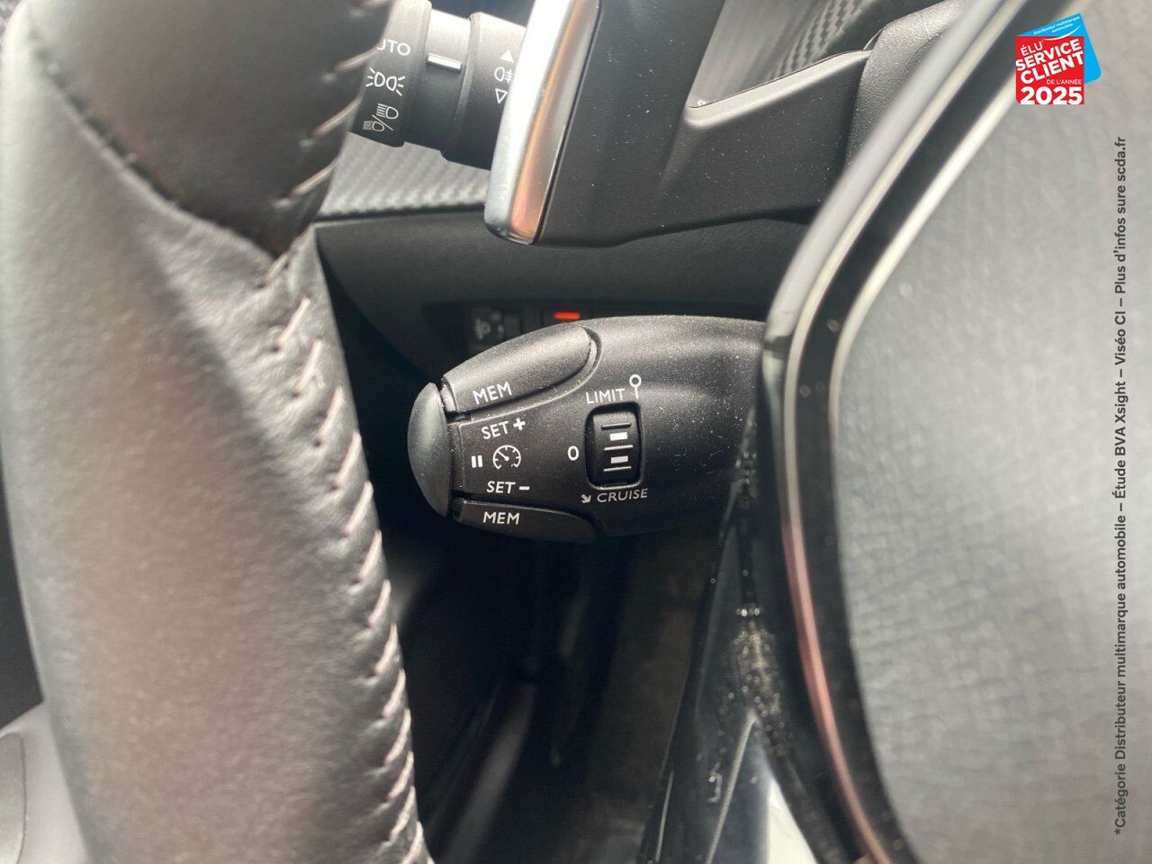 Véhicule d'occasion PEUGEOT 208 1.2 PURETECH 100CH S/S ALLURE PACK EAT8 CAMERA CARPLAY chez Renault Strasbourg