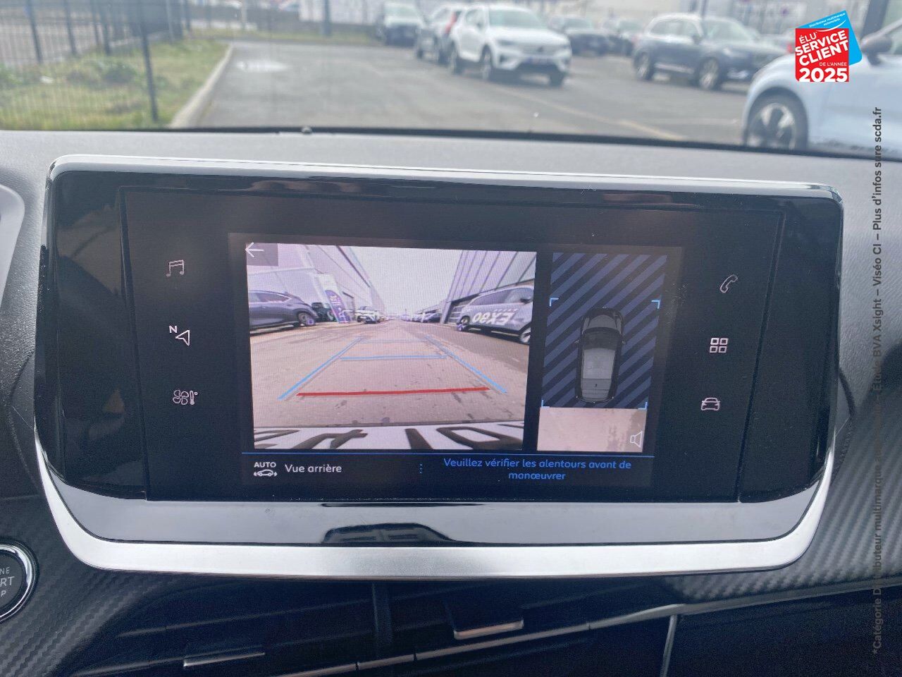 Véhicule d'occasion PEUGEOT 208 1.2 PURETECH 100CH S/S ALLURE PACK EAT8 CAMERA CARPLAY chez Renault Strasbourg