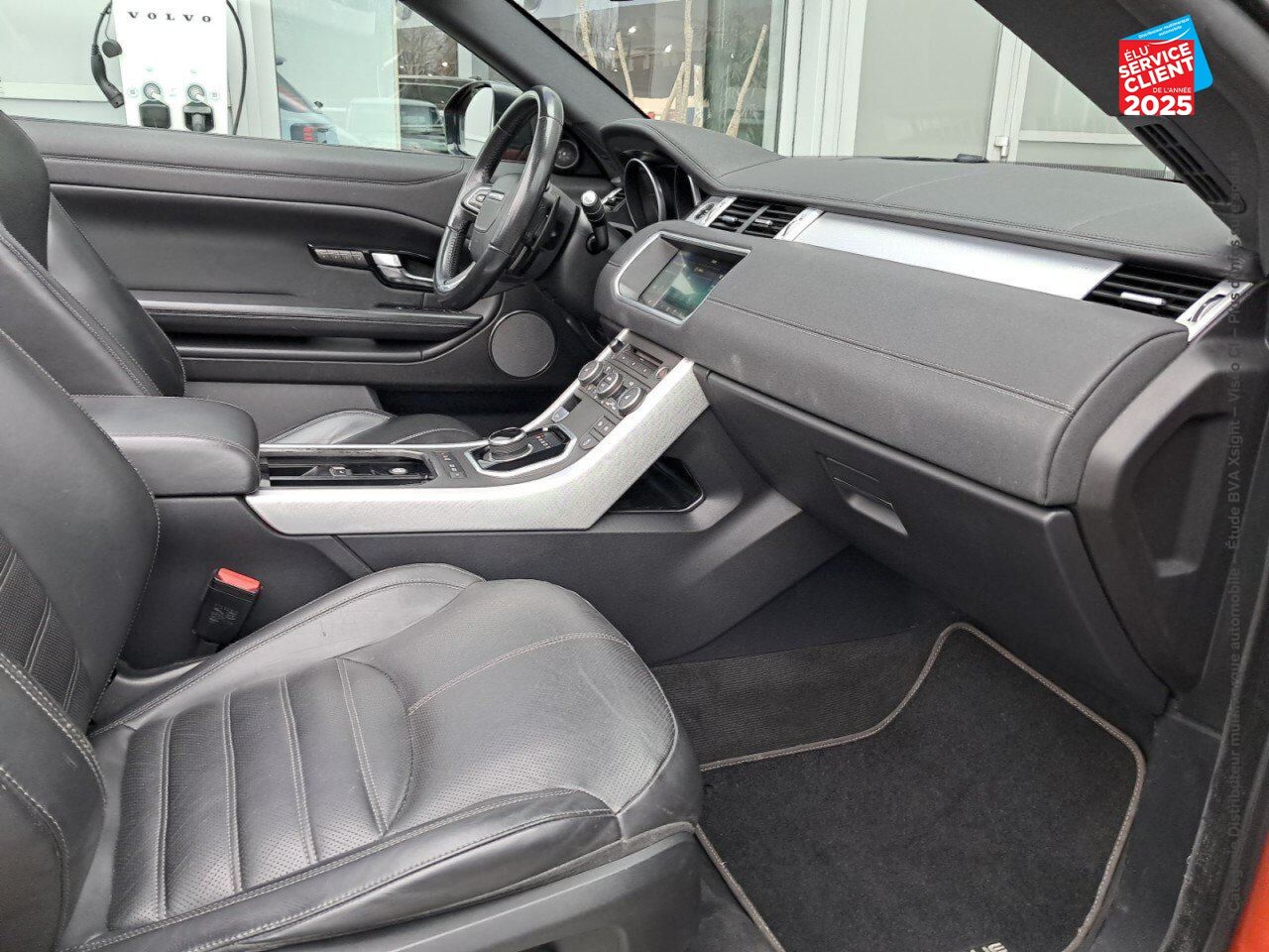 Véhicule d'occasion LAND-ROVER RANGE EVOQUE CAB 2.0 TD4 180 HSE DYNAMIC BVA MARK IV SIEGES CHAUF/CUIR GPS CAMERA MERIDIAN chez BMW Besançon