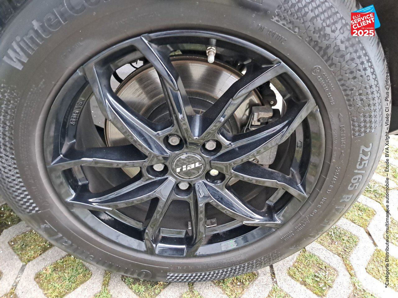 Véhicule d'occasion LAND-ROVER RANGE EVOQUE CAB 2.0 TD4 180 HSE DYNAMIC BVA MARK IV SIEGES CHAUF/CUIR GPS CAMERA MERIDIAN chez BMW Besançon