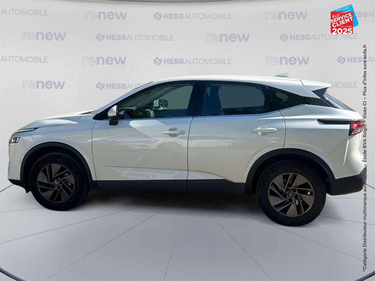 Véhicule d'occasion NISSAN QASHQAI 1.3 MILD HYBRID 140CH BUSINESS EDITION CAM360 chez Nissan Qashqai occasion