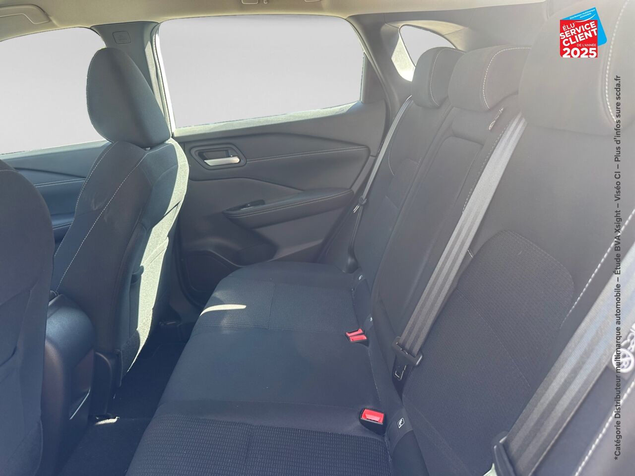 Véhicule d'occasion NISSAN QASHQAI 1.3 MILD HYBRID 140CH BUSINESS EDITION CAM360 chez Nissan Qashqai occasion