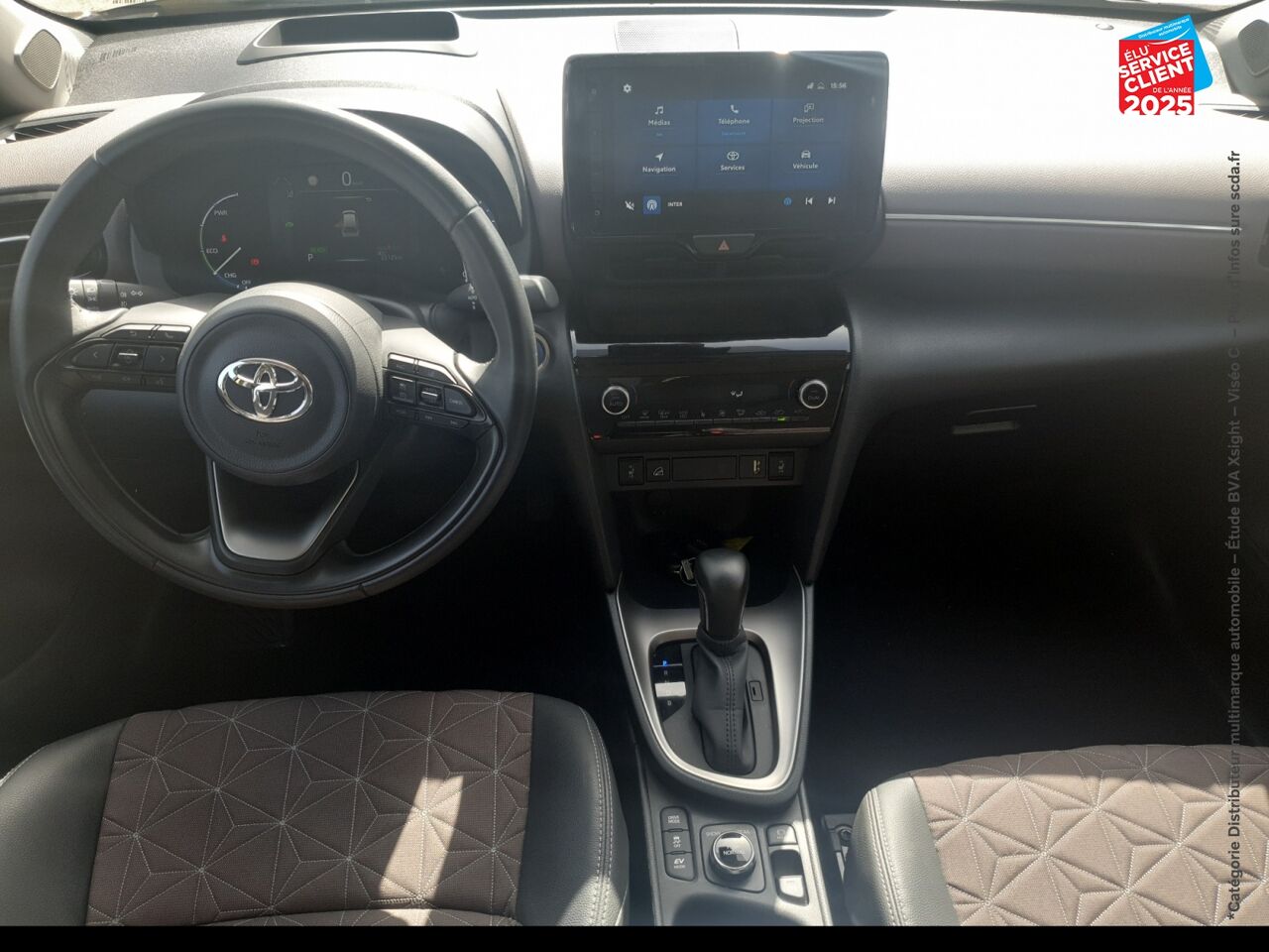 Véhicule d'occasion TOYOTA YARIS CROSS 116H COLLECTION AWD-I MY22 chez Toyota Thionville
