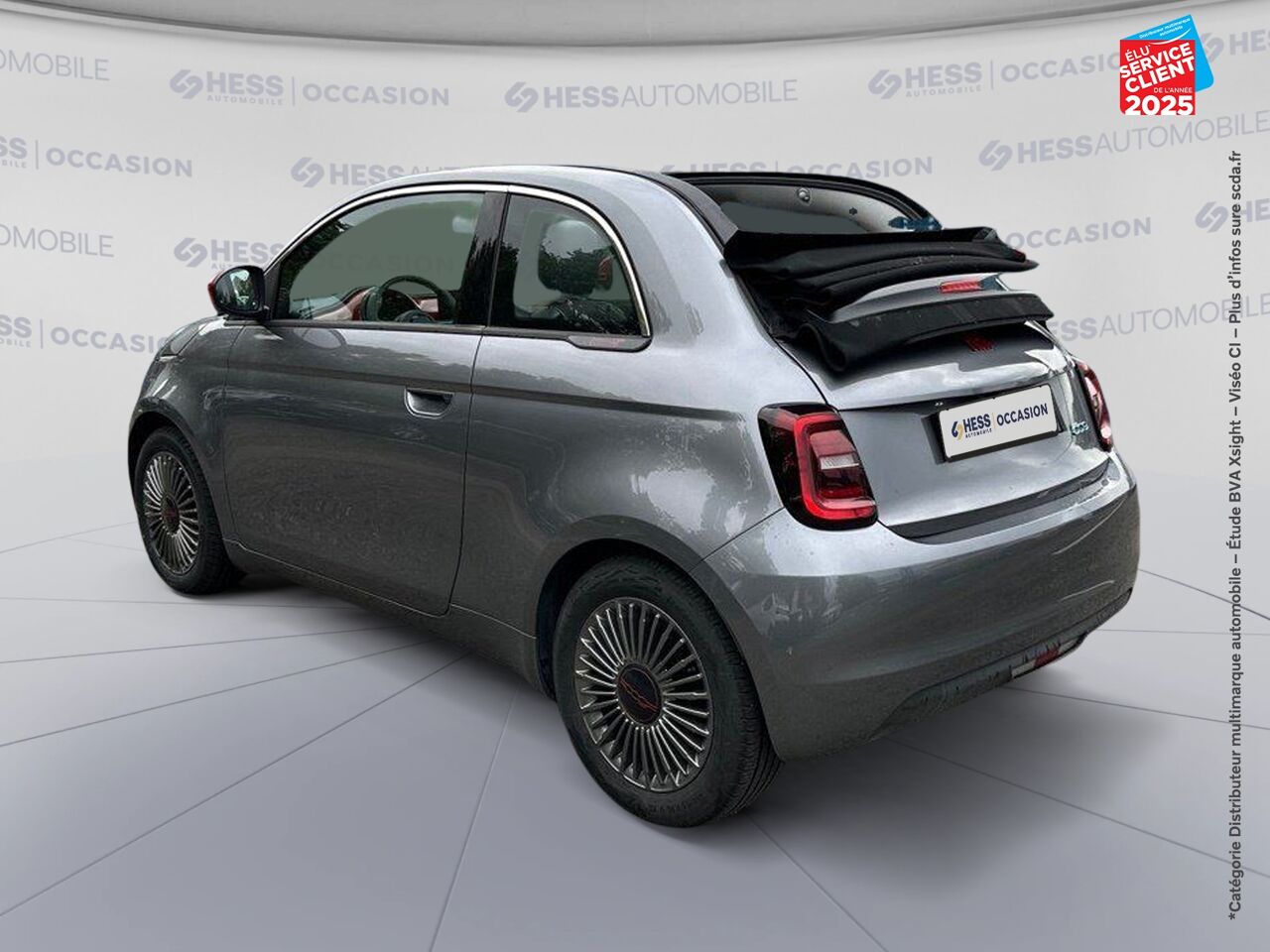 Véhicule d'occasion FIAT 500C E 95CH RED GPS CAMERA chez Opel Bar le Duc
