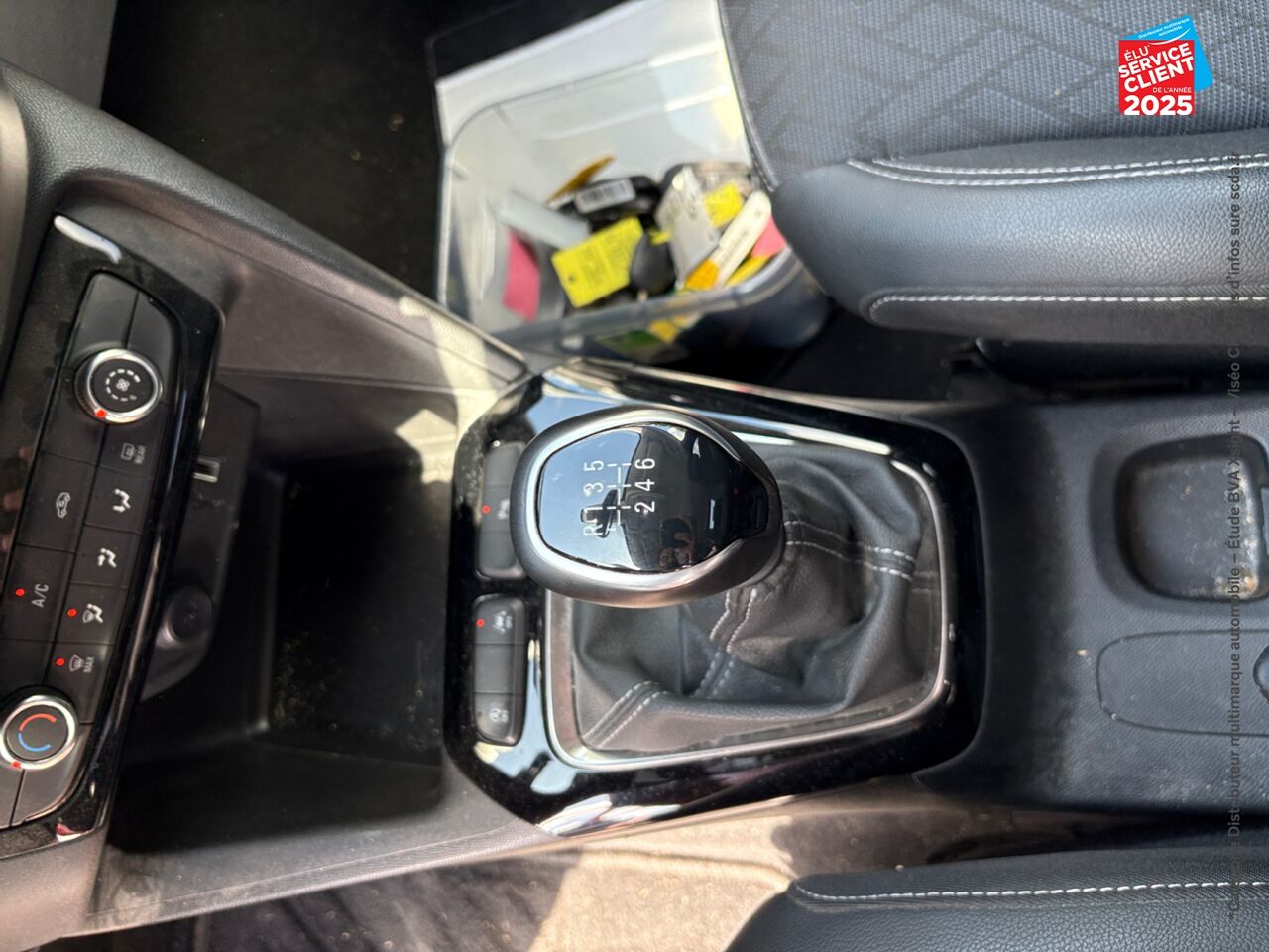 Véhicule d'occasion OPEL CORSA 1.2 TURBO 100CH ELEGANCE GPS chez Opel Besançon