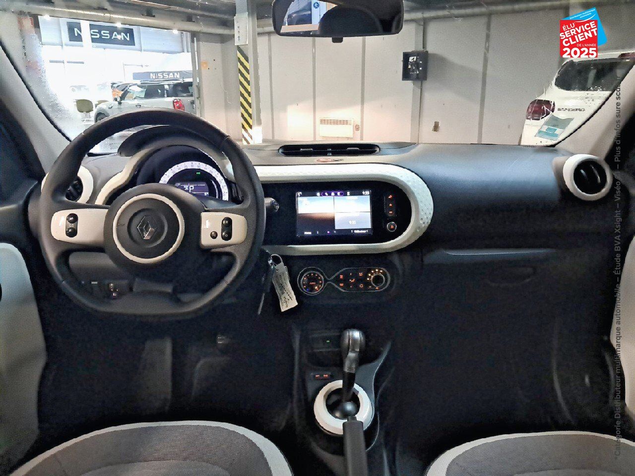 Véhicule d'occasion RENAULT TWINGO E-TECH ELECTRIC ZEN R80 ACHAT INTEGRAL - 21MY chez Hyundai Reims