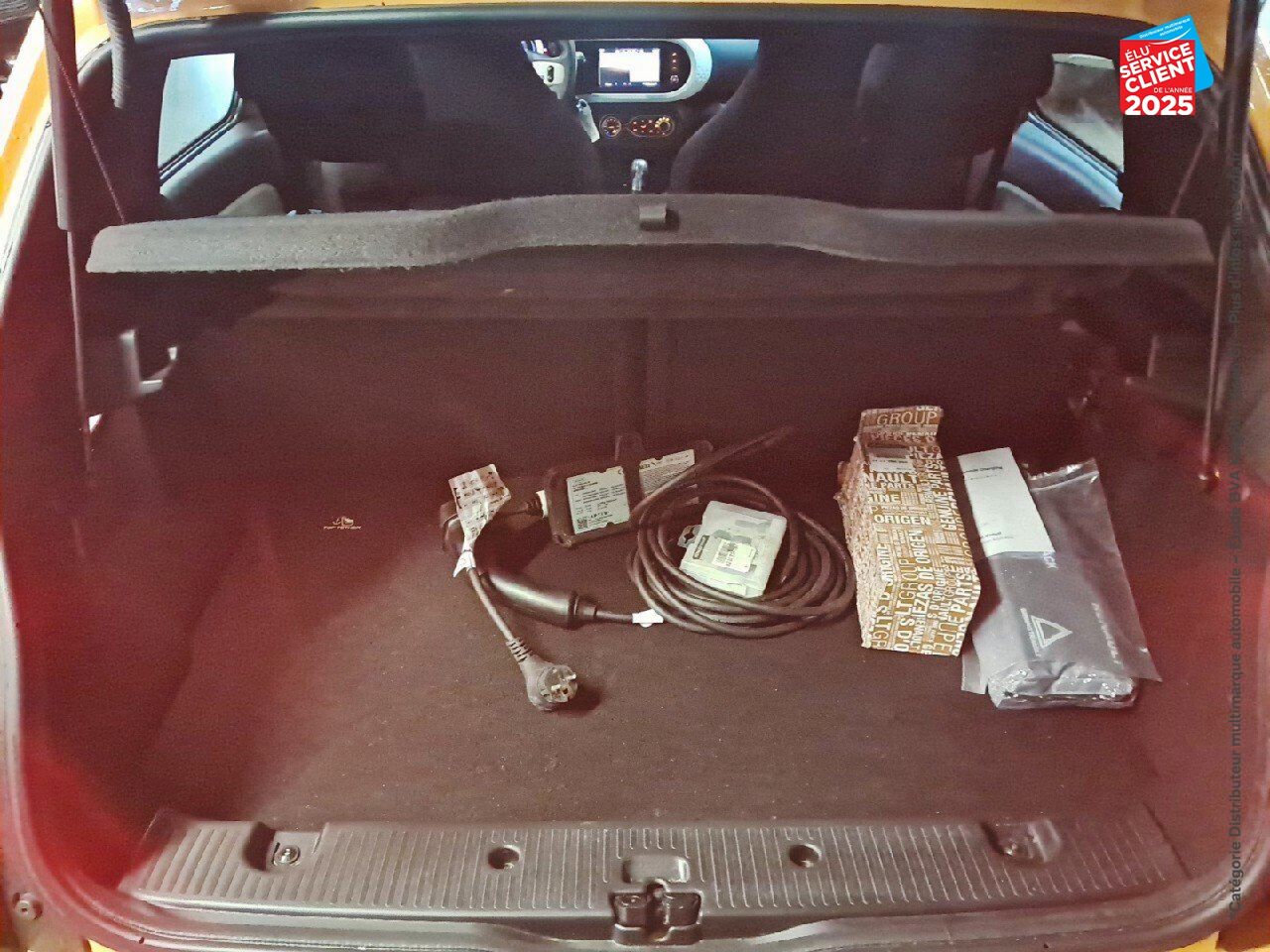 Véhicule d'occasion RENAULT TWINGO E-TECH ELECTRIC ZEN R80 ACHAT INTEGRAL - 21MY chez Hyundai Reims