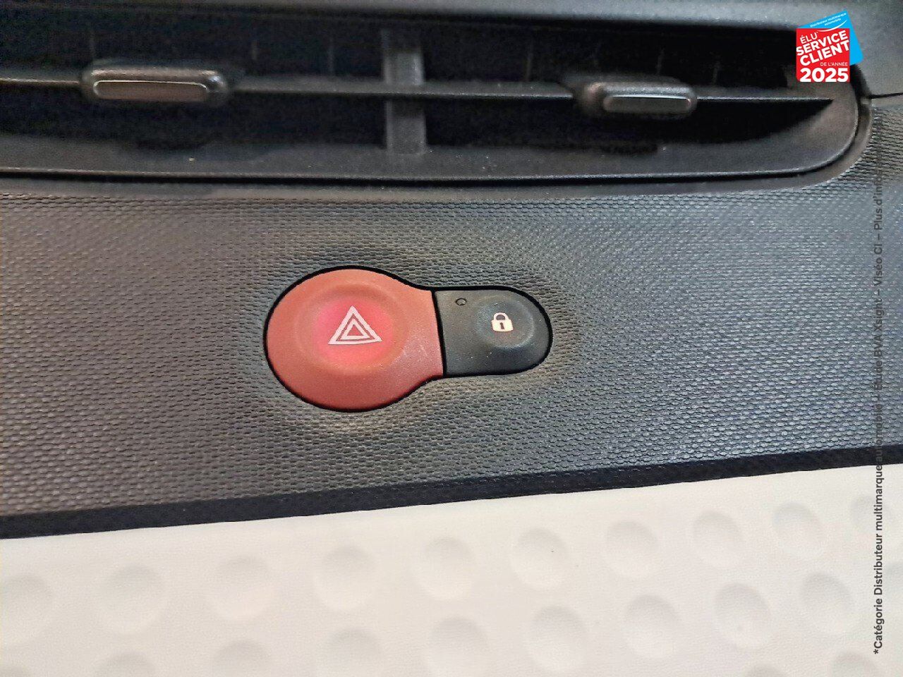 Véhicule d'occasion RENAULT TWINGO E-TECH ELECTRIC ZEN R80 ACHAT INTEGRAL - 21MY chez Hyundai Reims