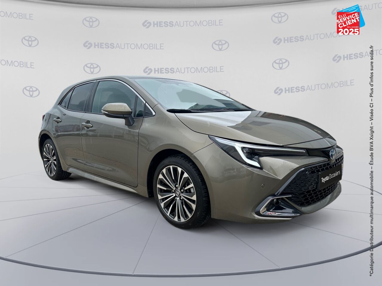 Véhicule d'occasion TOYOTA COROLLA 1.8 140CH DESIGN MY23 CAMERA chez Toyota Thionville