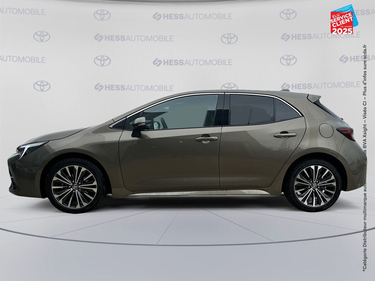 Véhicule d'occasion TOYOTA COROLLA 1.8 140CH DESIGN MY23 CAMERA chez Toyota Thionville