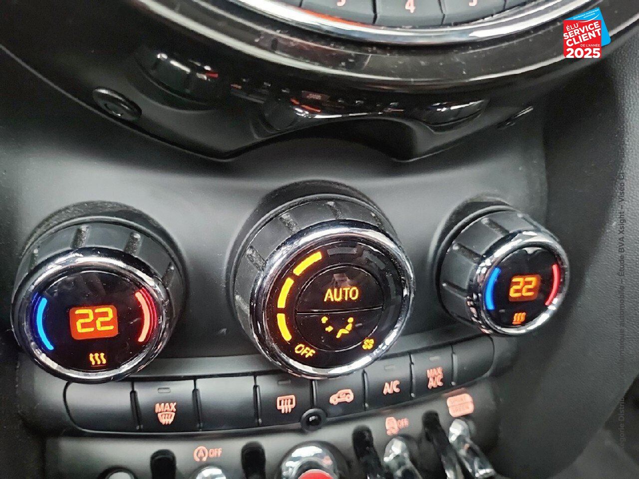 Véhicule d'occasion MINI MINI COOPER 136CH EDITION GREENWICH BVA7 109G chez Lexus Metz