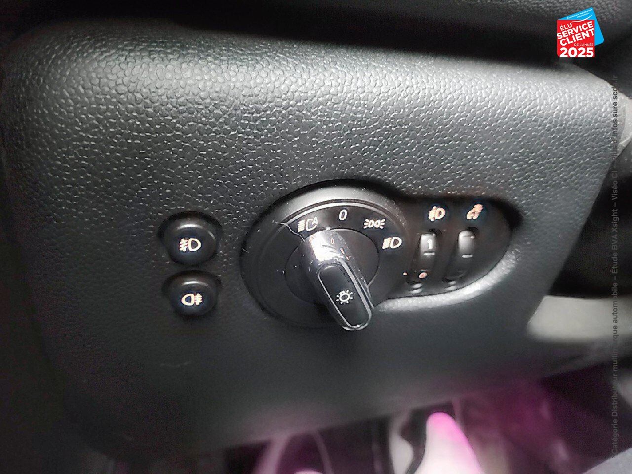 Véhicule d'occasion MINI MINI COOPER 136CH EDITION GREENWICH BVA7 109G chez Lexus Metz