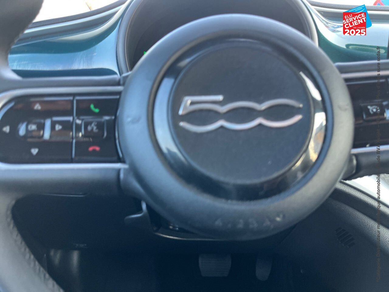 Véhicule d'occasion FIAT 500 E 118CH ICONE chez HESS Automobile
