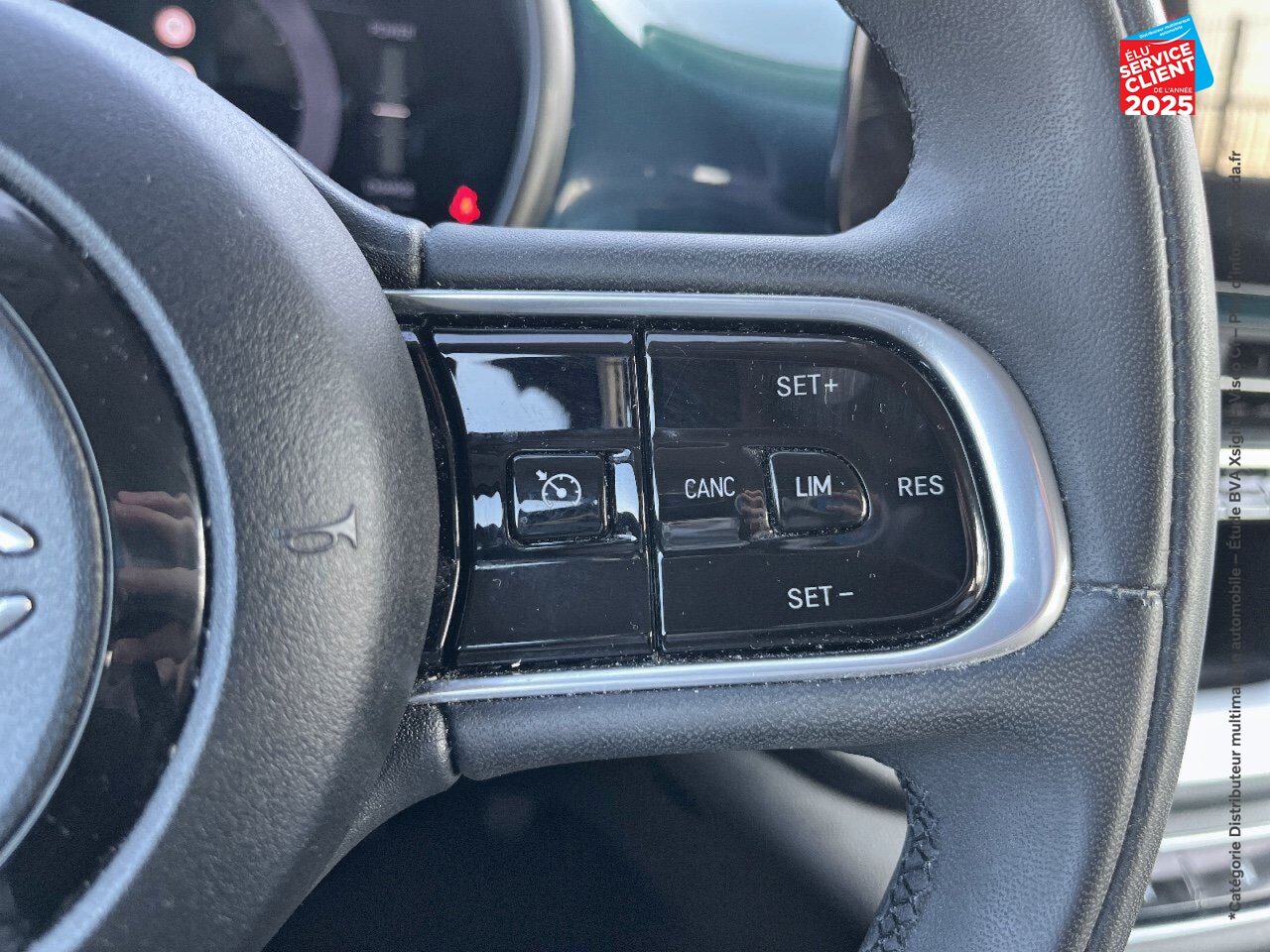 Véhicule d'occasion FIAT 500 E 118CH ICONE chez HESS Automobile