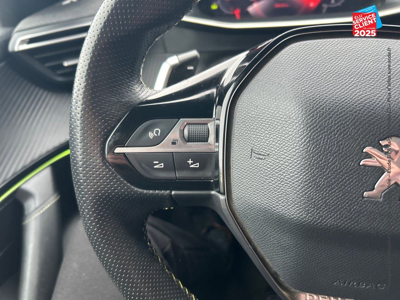 Véhicule d'occasion PEUGEOT 2008 1.2 PURETECH 155CH S/S GT EAT8 SIEGES CHAUF/CUIR GPS CAMERA chez Toyota Thionville