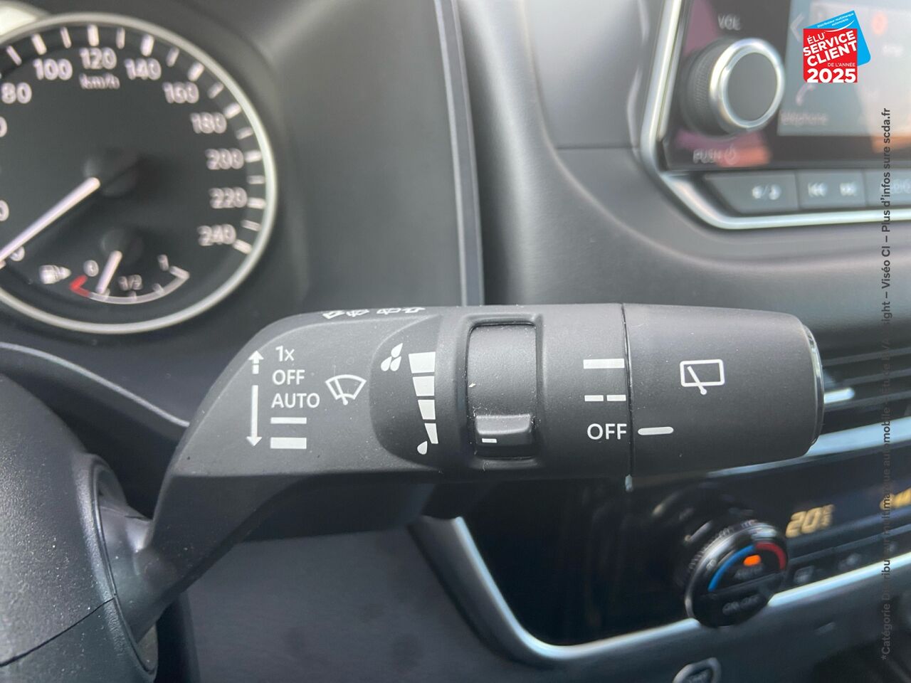 Véhicule d'occasion NISSAN QASHQAI 1.3 MILD HYBRID 140CH BUSINESS EDITION chez Renault Colmar