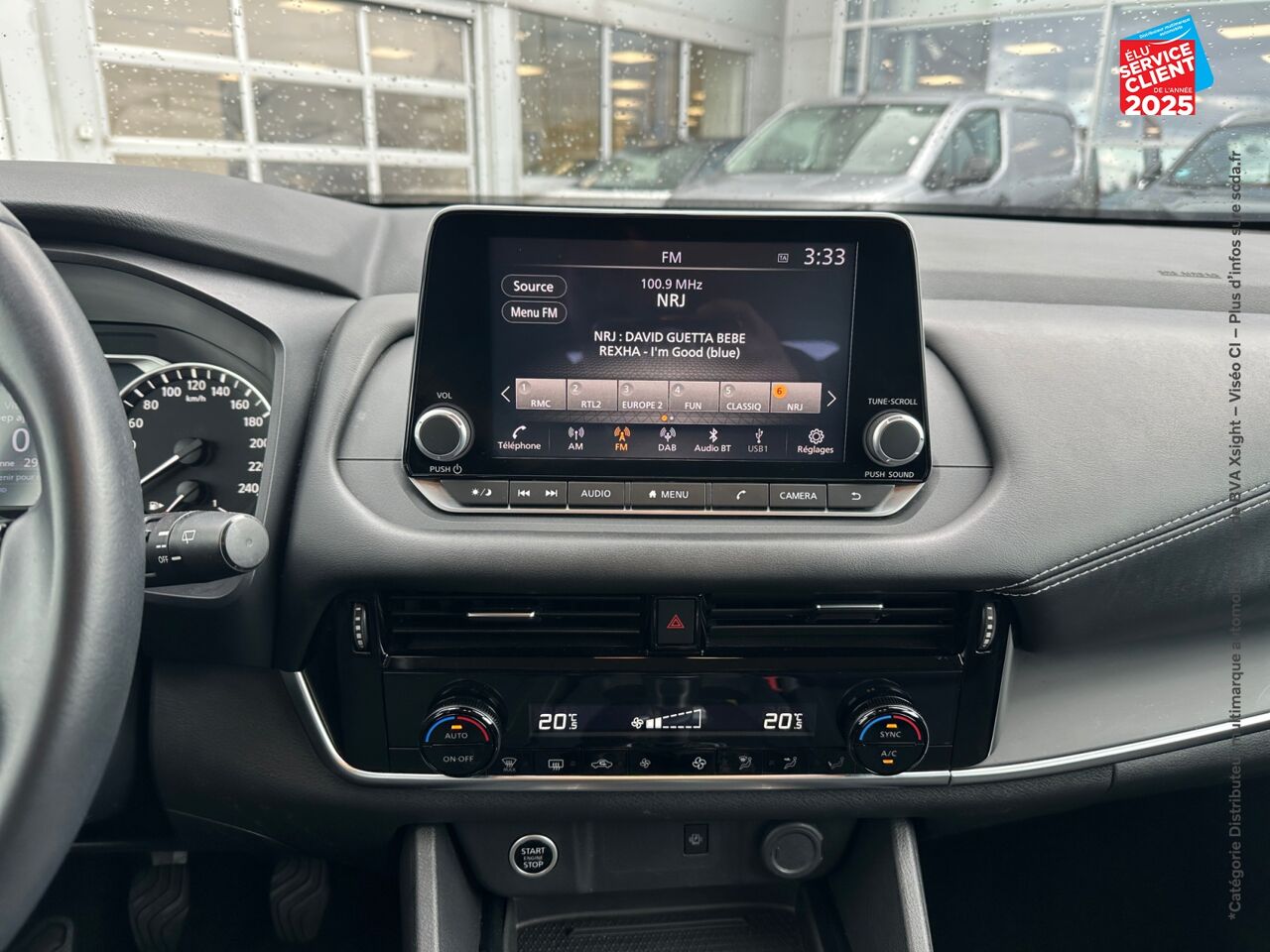 Véhicule d'occasion NISSAN QASHQAI 1.3 MILD HYBRID 140CH BUSINESS EDITION CAMERA chez Toyota Thionville