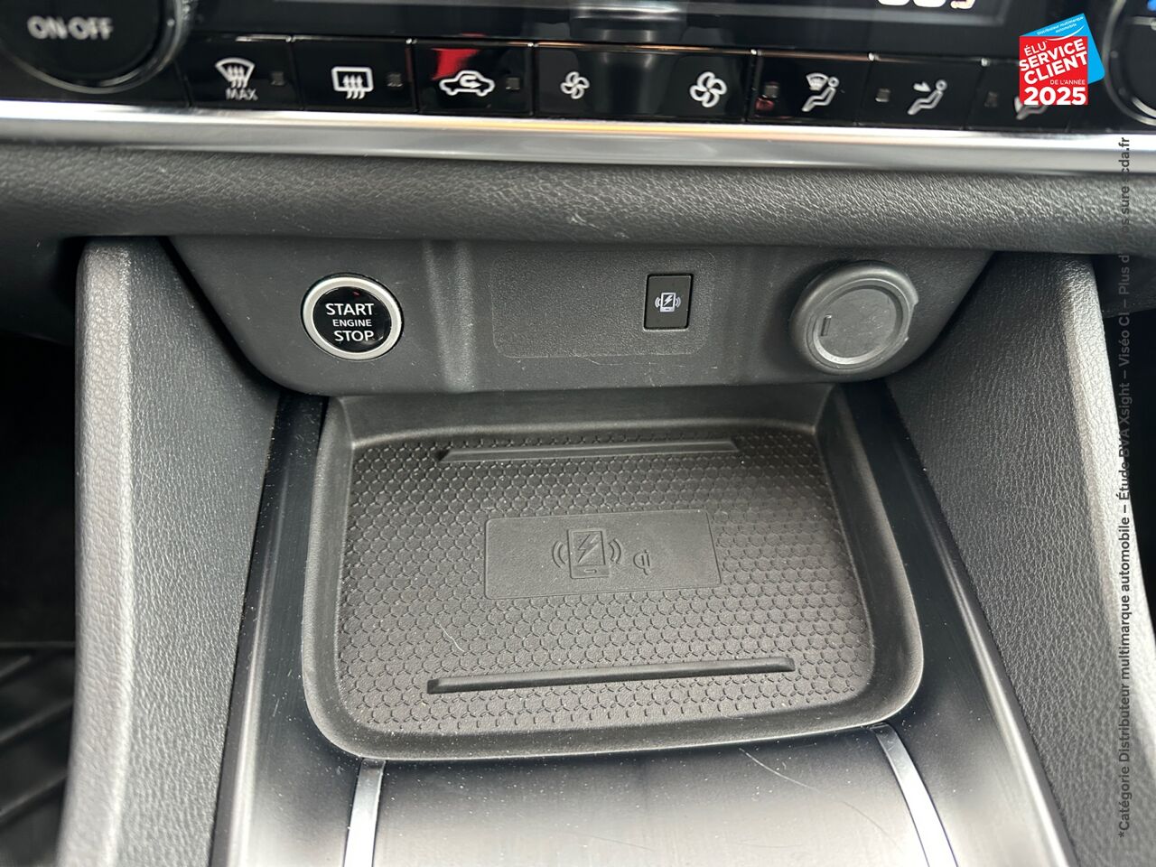 Véhicule d'occasion NISSAN QASHQAI 1.3 MILD HYBRID 140CH BUSINESS EDITION CAMERA chez Toyota Thionville