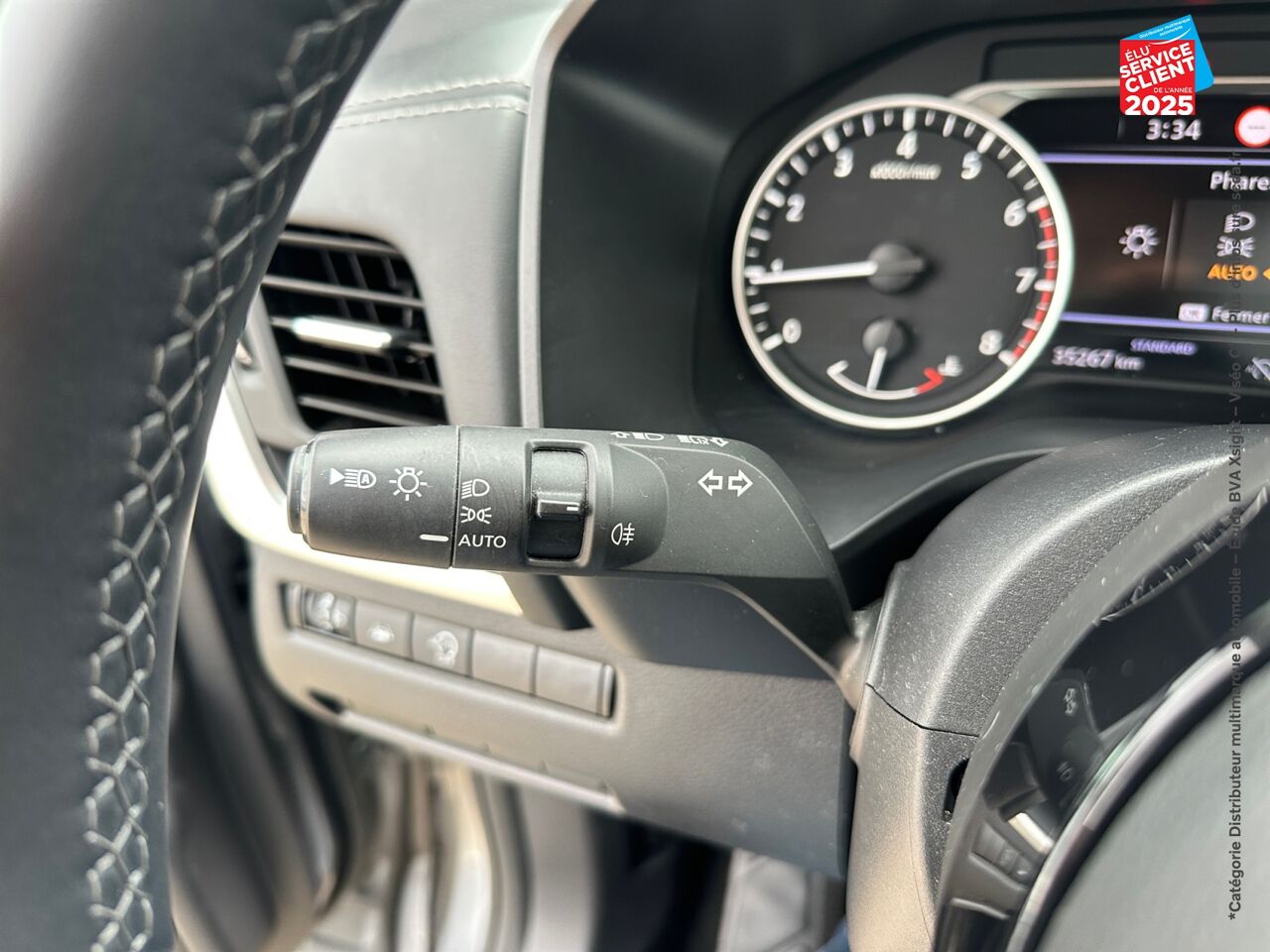 Véhicule d'occasion NISSAN QASHQAI 1.3 MILD HYBRID 140CH BUSINESS EDITION CAMERA chez Toyota Thionville