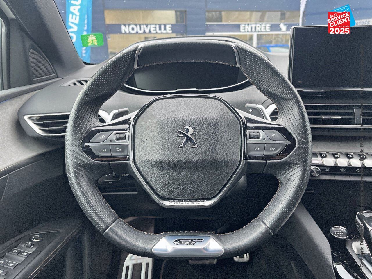 Véhicule d'occasion PEUGEOT 3008 1.2 PURETECH 130CH SS GT EAT8 chez Renault Colmar