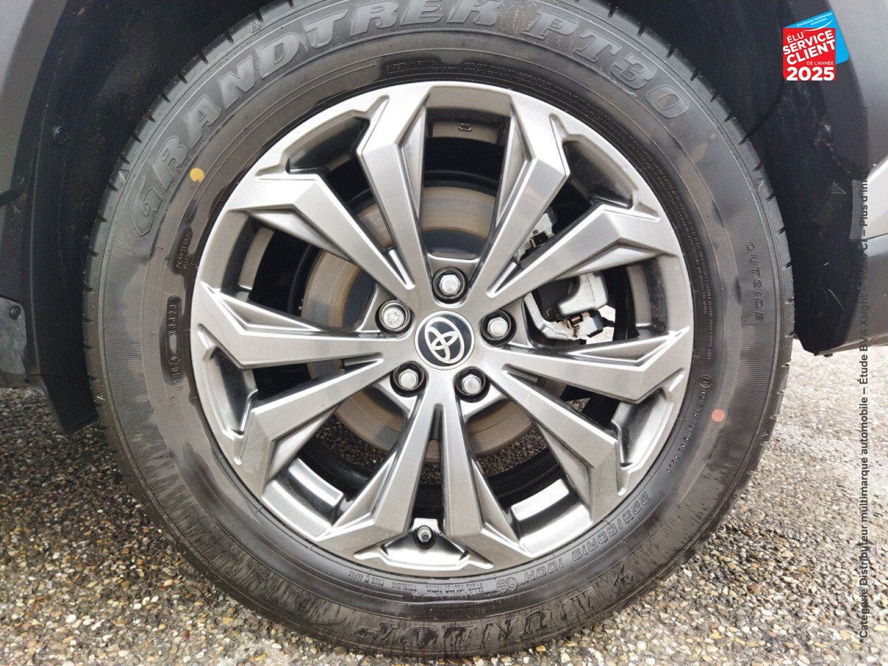 Véhicule d'occasion TOYOTA RAV4 2.5 HYBRIDE 218CH DYNAMIC 2WD MY24 chez Toyota Sarreguemines