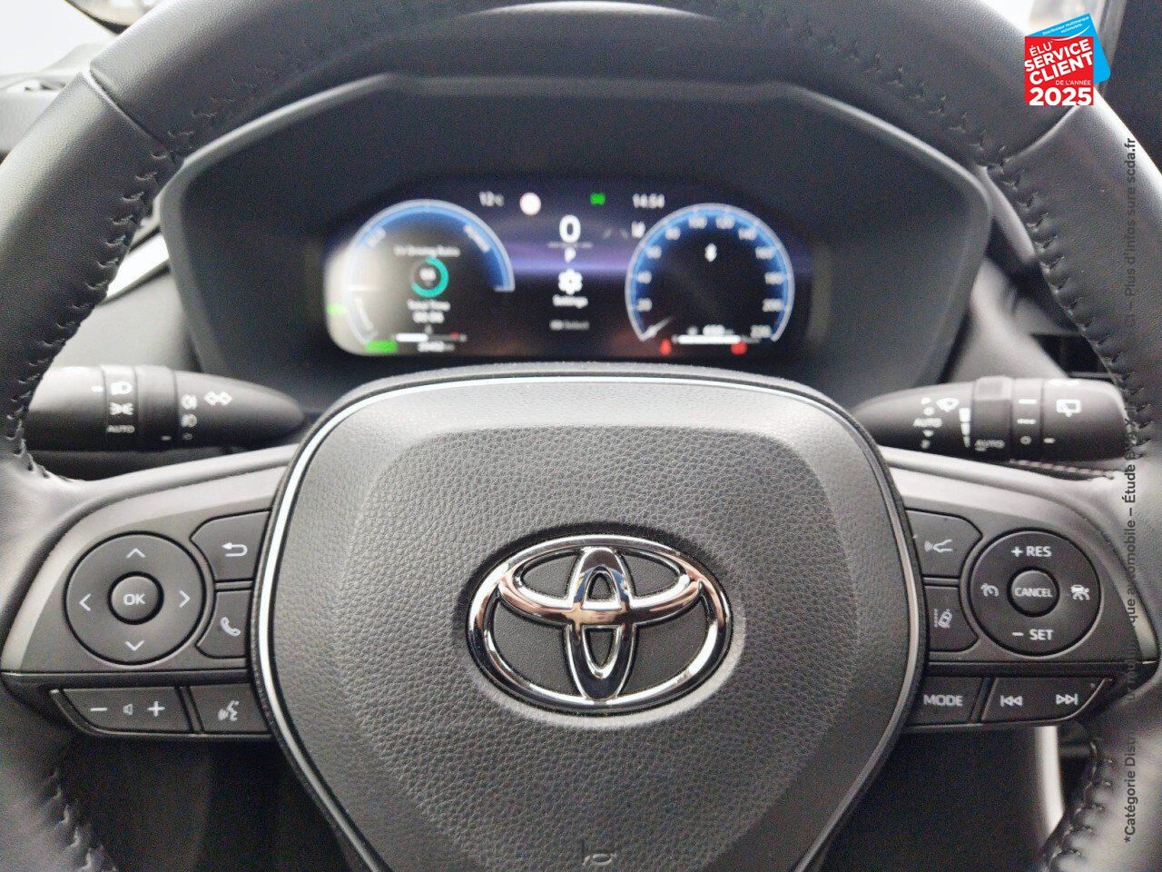 Véhicule d'occasion TOYOTA RAV4 2.5 HYBRIDE 218CH DYNAMIC 2WD MY24 chez Toyota Sarreguemines