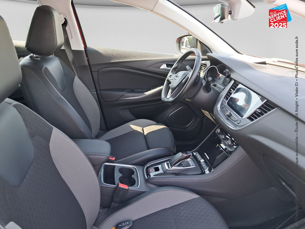 Véhicule d'occasion OPEL GRANDLAND 1.6 TURBO 225CH HYBRIDE ELEGANCE BUSINESS MY23 chez HESS Automobile