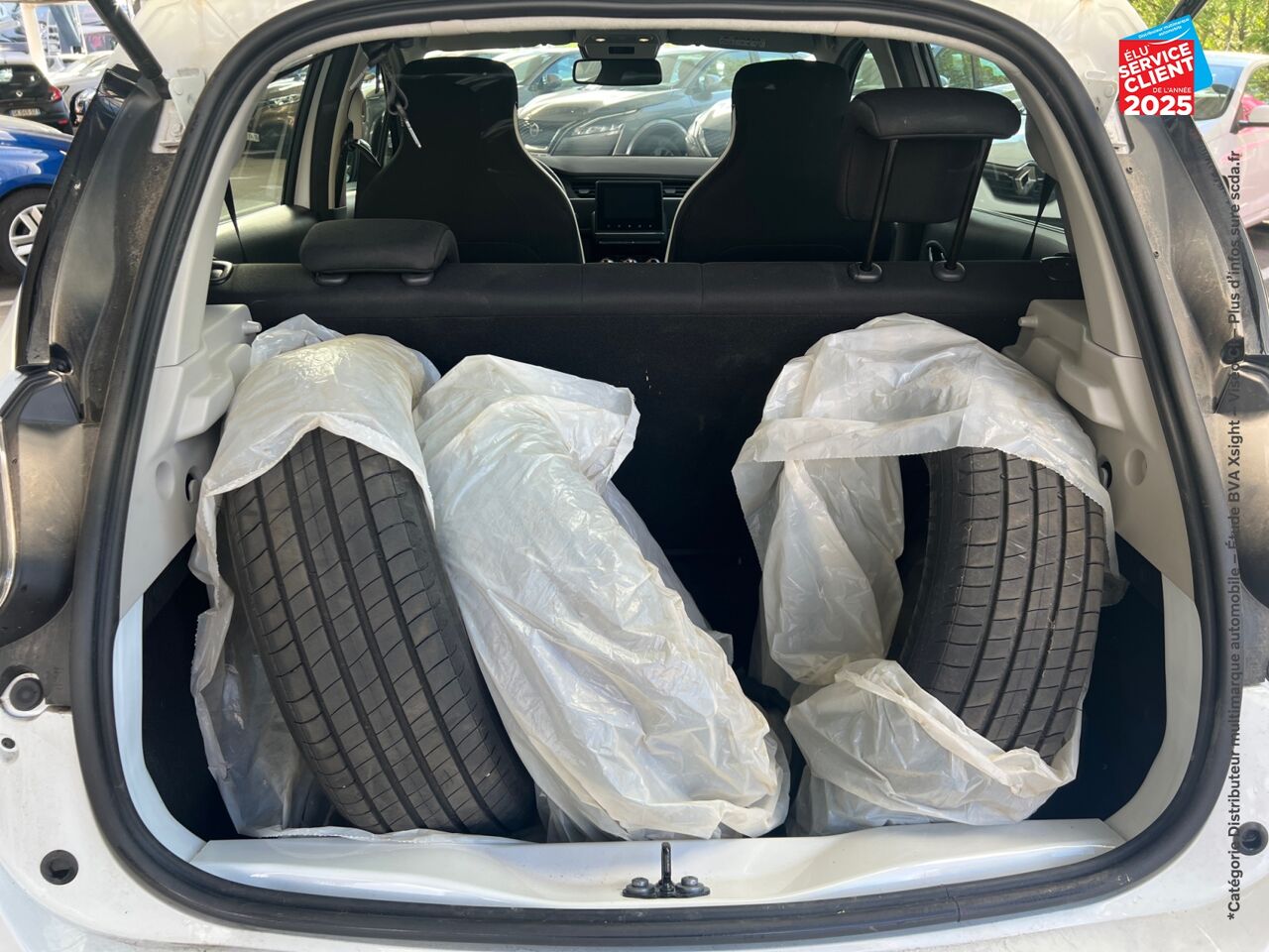 Véhicule d'occasion RENAULT ZOE BUSINESS CHARGE NORMALE R110 ACHAT INTEGRAL chez Opel Verdun