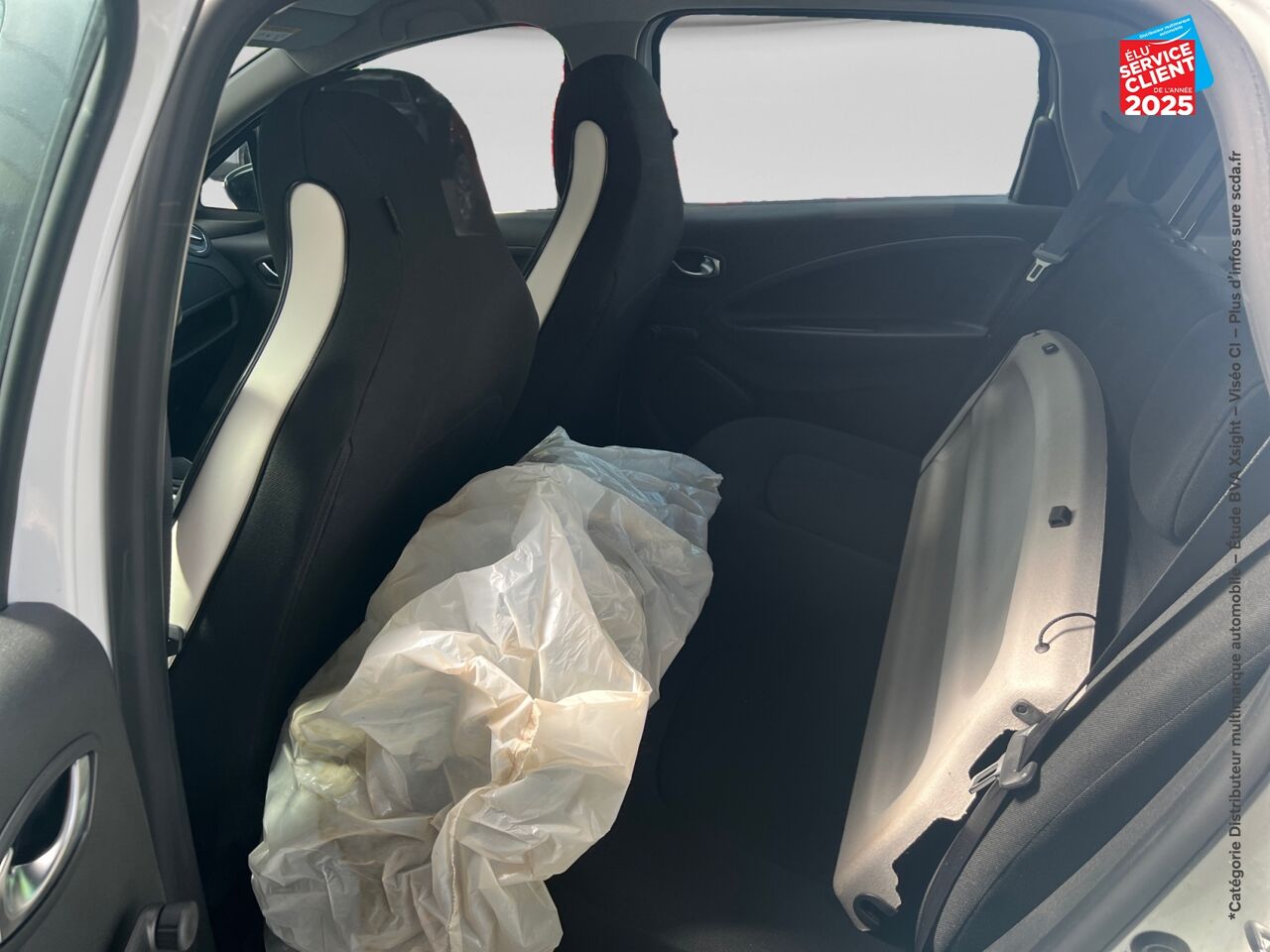 Véhicule d'occasion RENAULT ZOE BUSINESS CHARGE NORMALE R110 ACHAT INTEGRAL chez Opel Verdun
