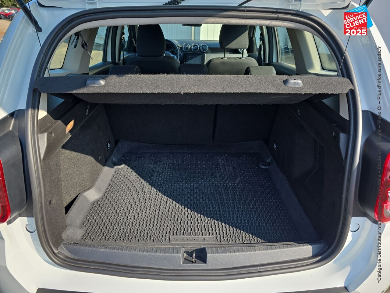 Véhicule d'occasion DACIA DUSTER 1.0 ECO-G 100CH CONFORT 4X2 chez Toyota Verdun