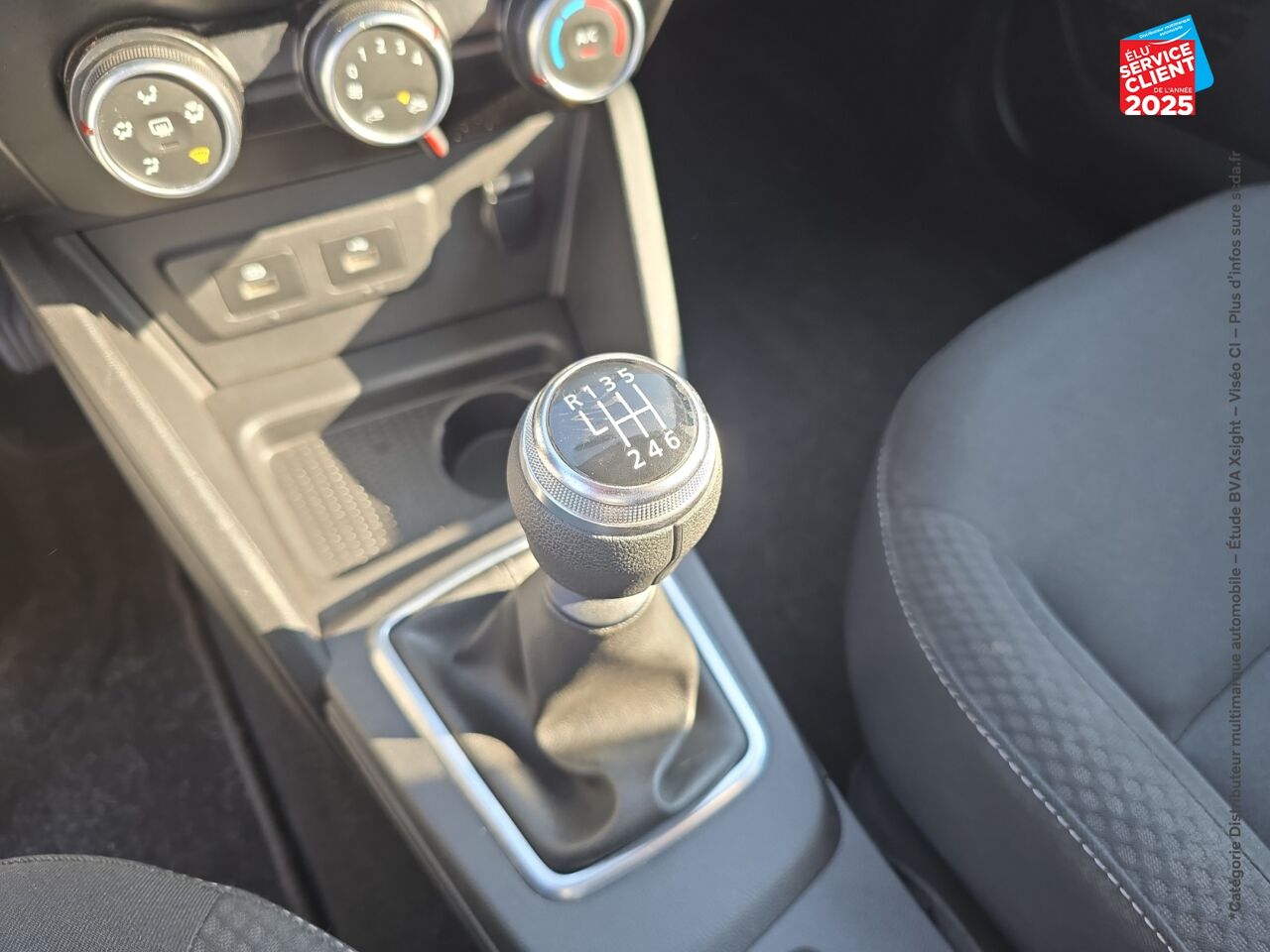 Véhicule d'occasion DACIA DUSTER 1.0 ECO-G 100CH CONFORT 4X2 chez Toyota Verdun