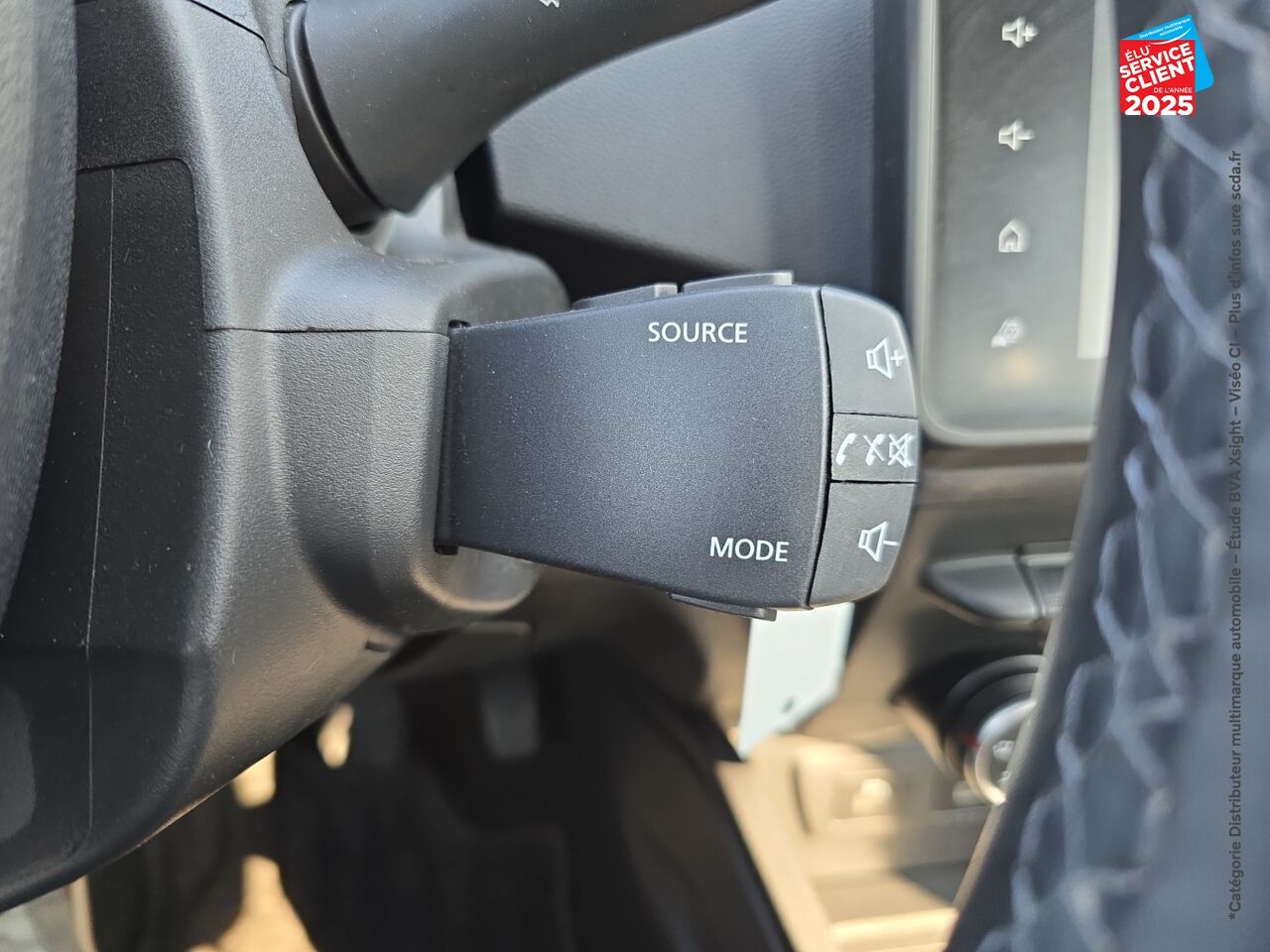Véhicule d'occasion DACIA DUSTER 1.0 ECO-G 100CH CONFORT 4X2 chez Toyota Verdun