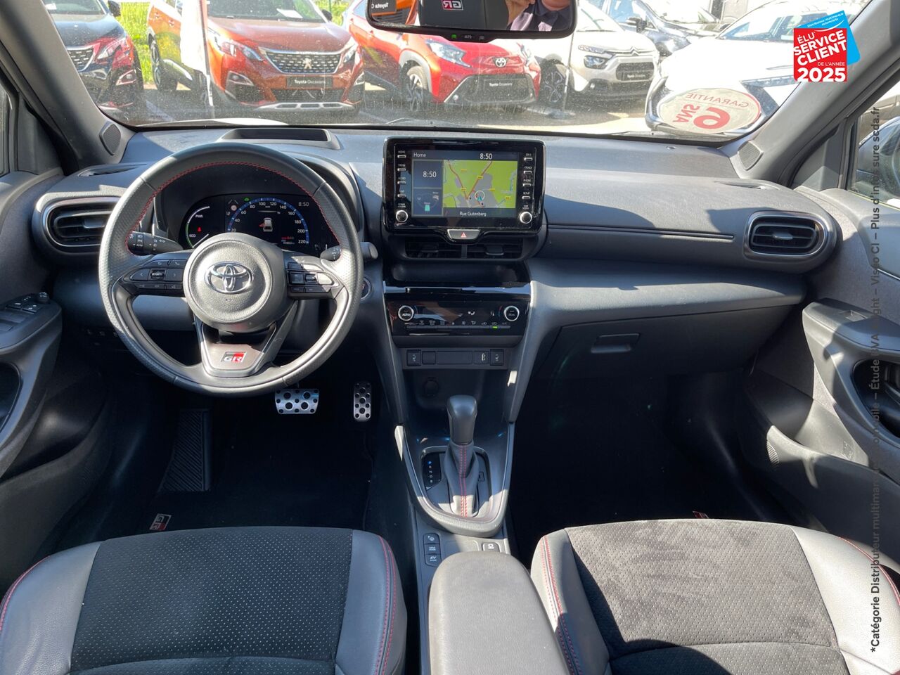 Véhicule d'occasion TOYOTA YARIS CROSS 116H GR SPORT MY22 SIEGES CHAUF GPS CAMERA HUD chez Toyota Sarreguemines