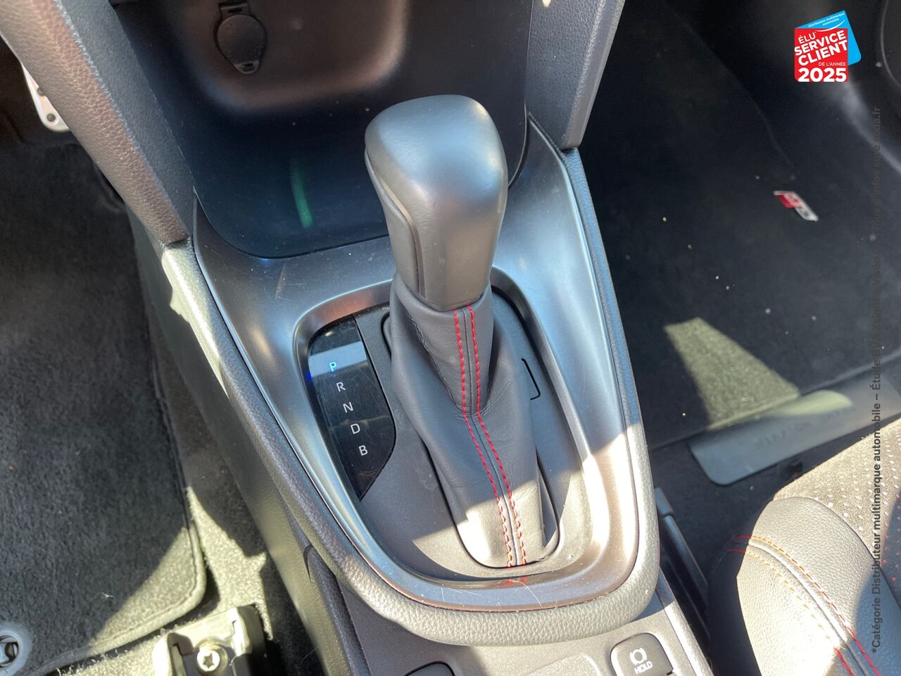 Véhicule d'occasion TOYOTA YARIS CROSS 116H GR SPORT MY22 SIEGES CHAUF GPS CAMERA HUD chez Toyota Sarreguemines