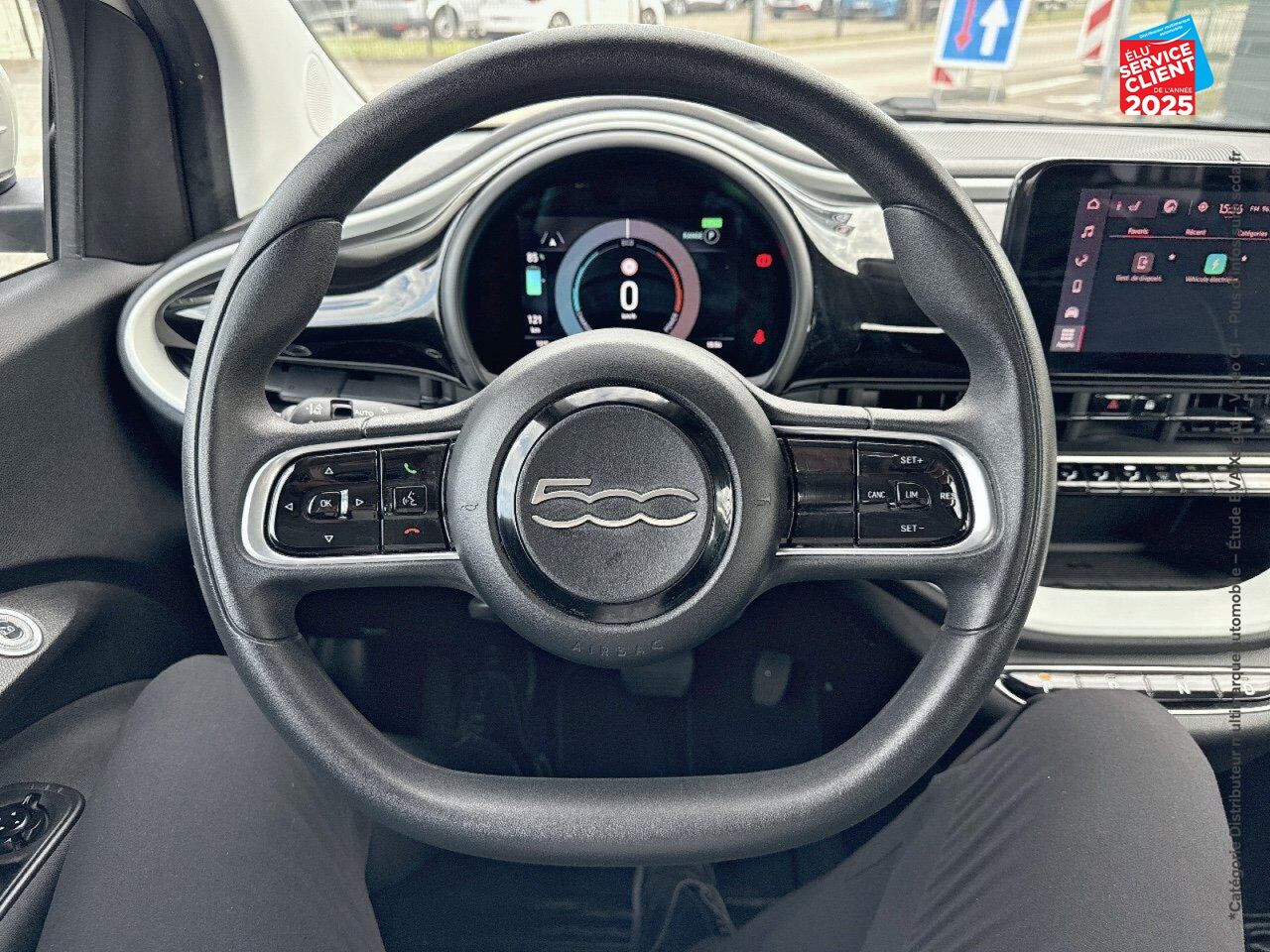 Véhicule d'occasion FIAT 500 E 95CH ACTION PLUS chez Renault Colmar