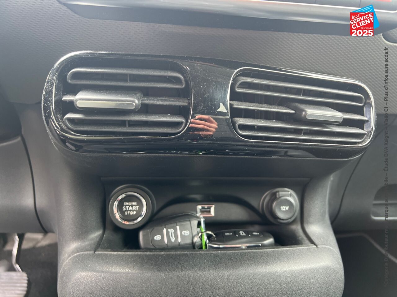 Véhicule d'occasion CITROEN C4 CACTUS PURETECH 130CH SS SHINE EAT6 E6.D 7CV chez HESS Automobile